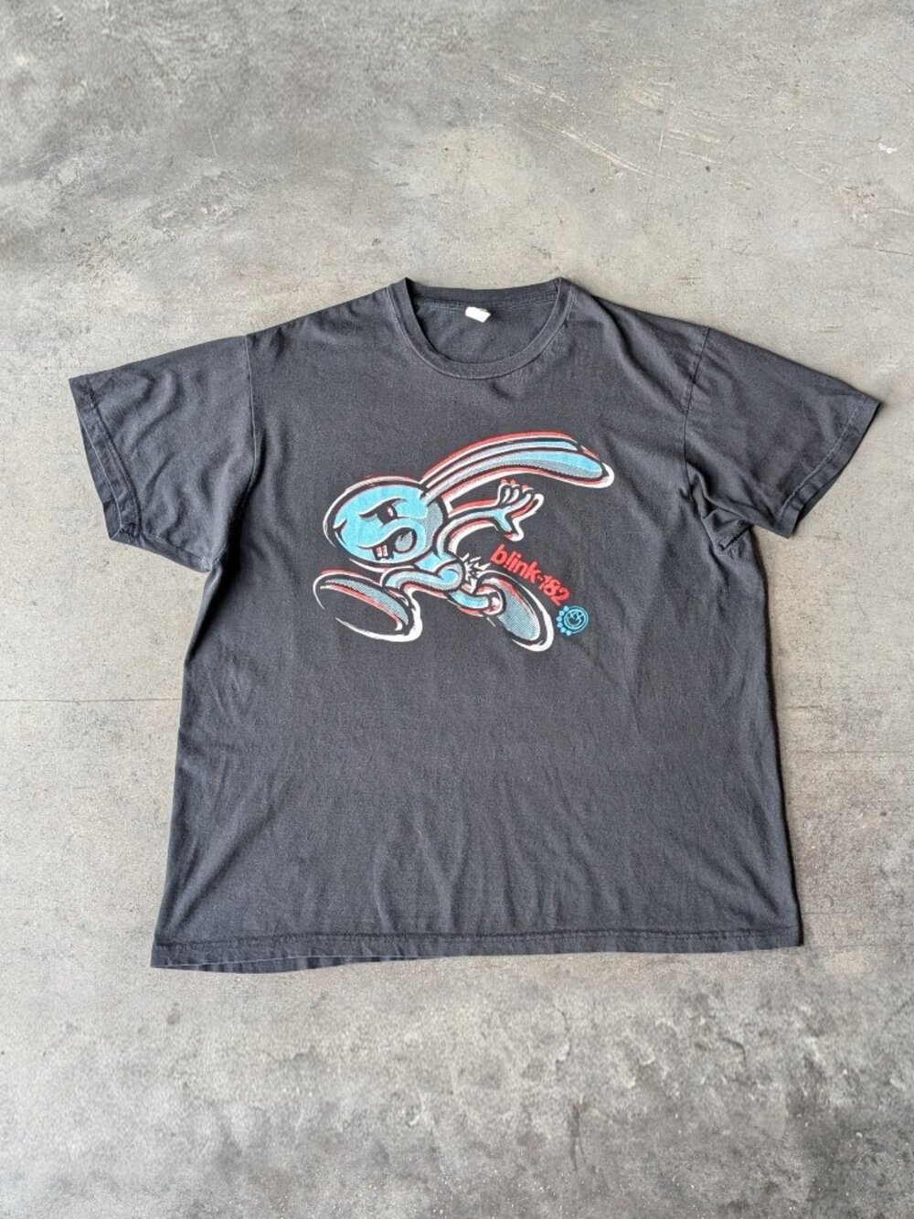 Blink-182 3D Blue Red Bunny Rabbit Black Graphic Tee large